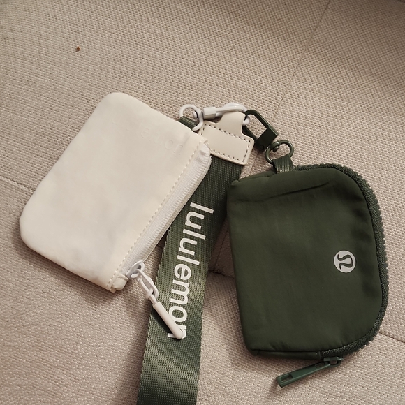 Lululemon White and Green Pouches - Picture 1 of 4